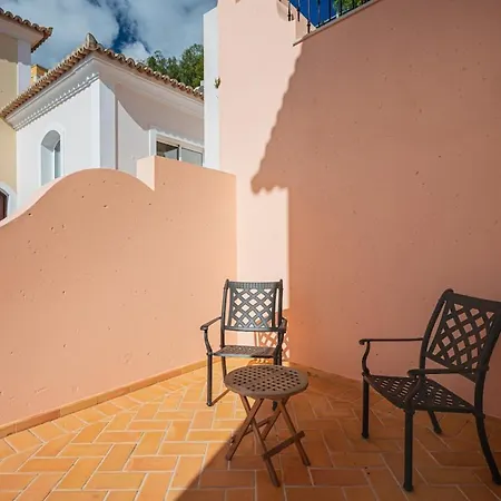 Casa de Férias New 66 - Palheiro Village By Ymr Funchal (Madeira)