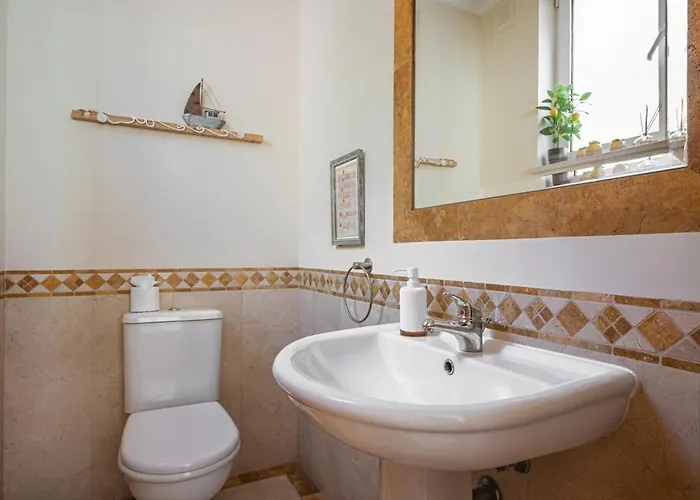 New 66 - Palheiro Village By Ymr * فونشال